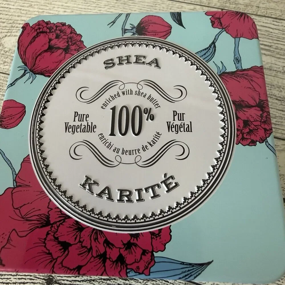 La Chatelaine la chatelaine